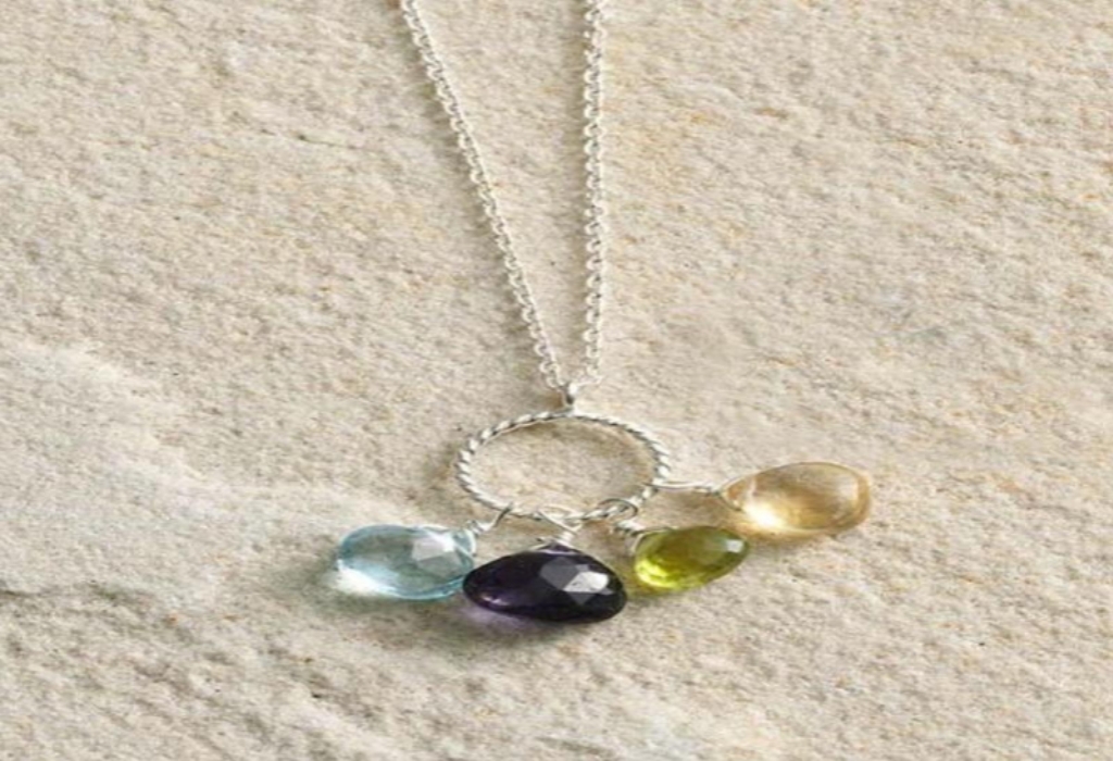 Women's Jewelry Lifestyle